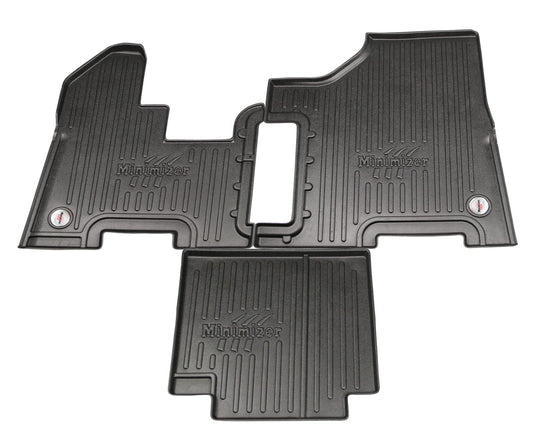 Minimizer Floor Mats; Peterbilt; 357/378/379/385 (May 2004 - Model Year 2005); Part #10002702